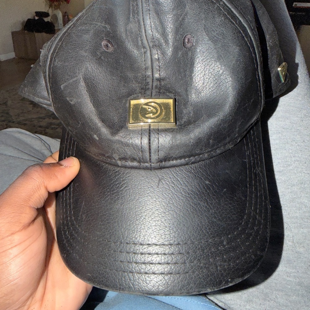 New Era Atlanta Hawks Black Leather Strapback Hat Gold NBA Adjustable Cap
